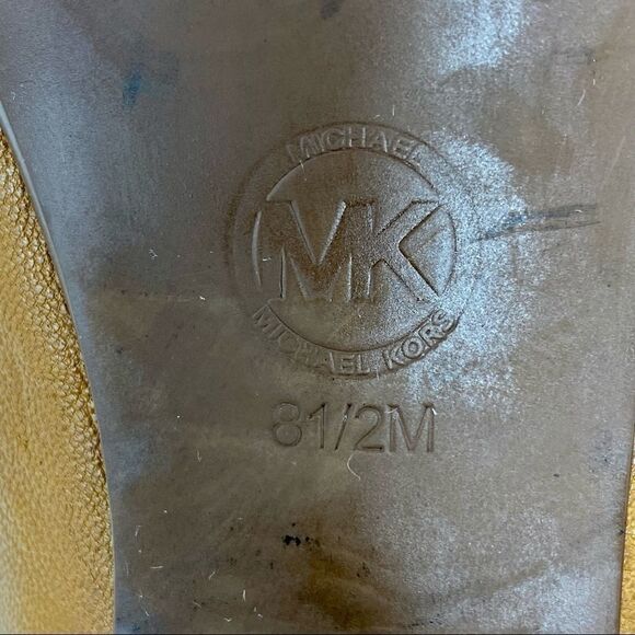 Michael Michael Kors - Peep Toe Heels (8.5) - Picture 13 of 16